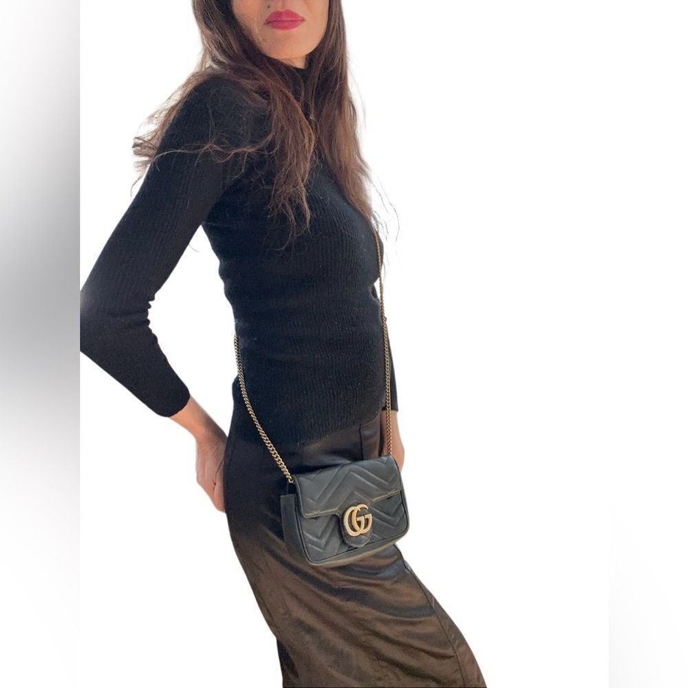 Gucci Black Quilted Crossbody Marmont mini bag Gold Chain - Picture 13 of 16